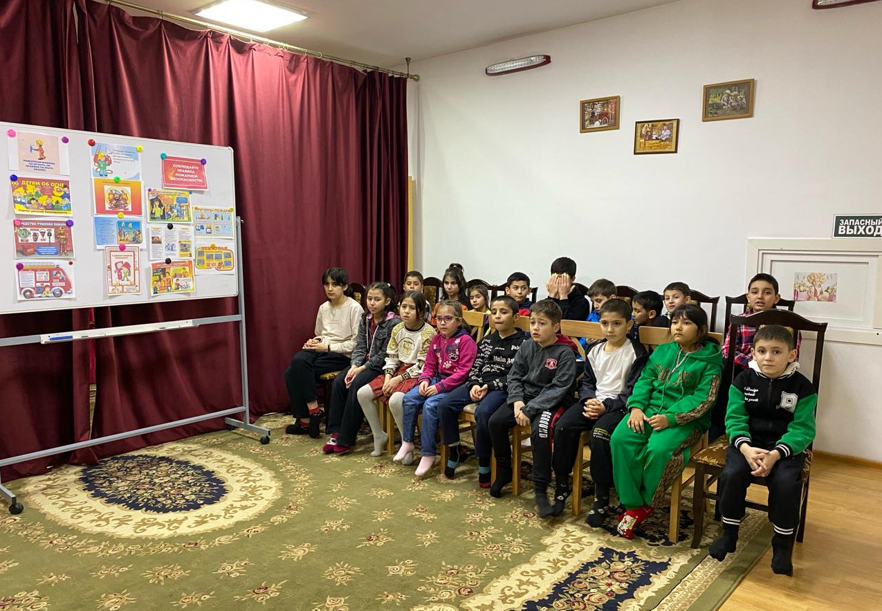 «Пожарным можешь ты не быть, но правила ты знать обязан!»